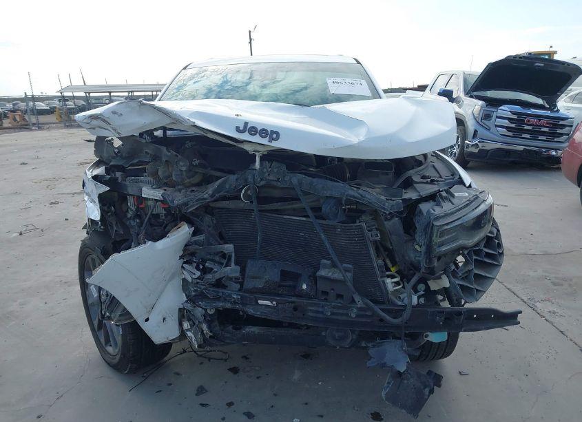 Photo 13 of 2018 Jeep Grand CHEROKEE HIGH ALTITUDE 4X2 (VIN 1C4RJECG4JC153443)