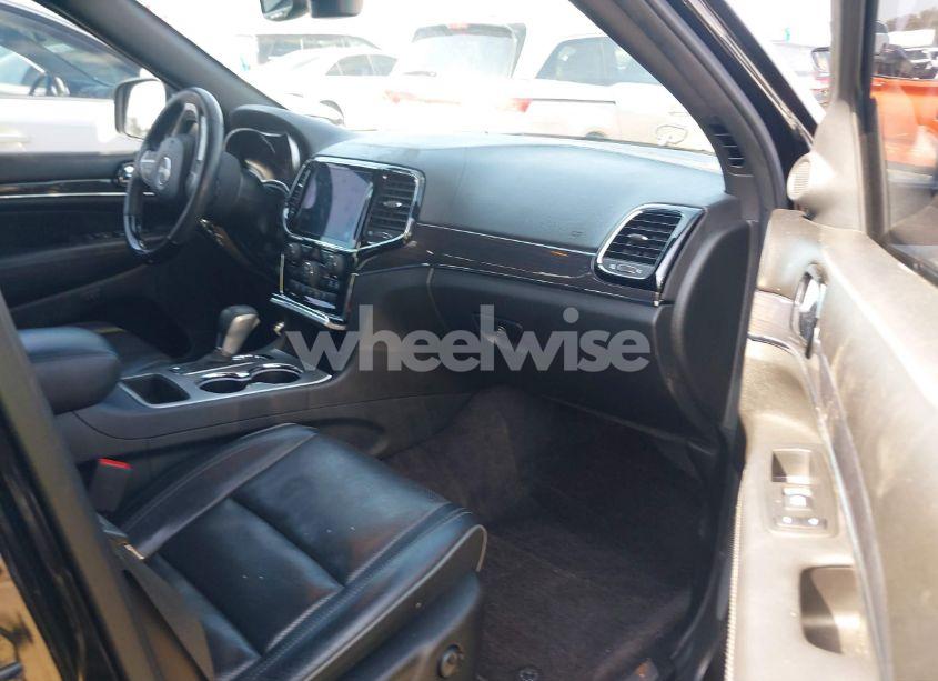 Photo 5 of 2019 Jeep Grand CHEROKEE OVERLAND 4X2 (VIN 1C4RJECG4KC556145)