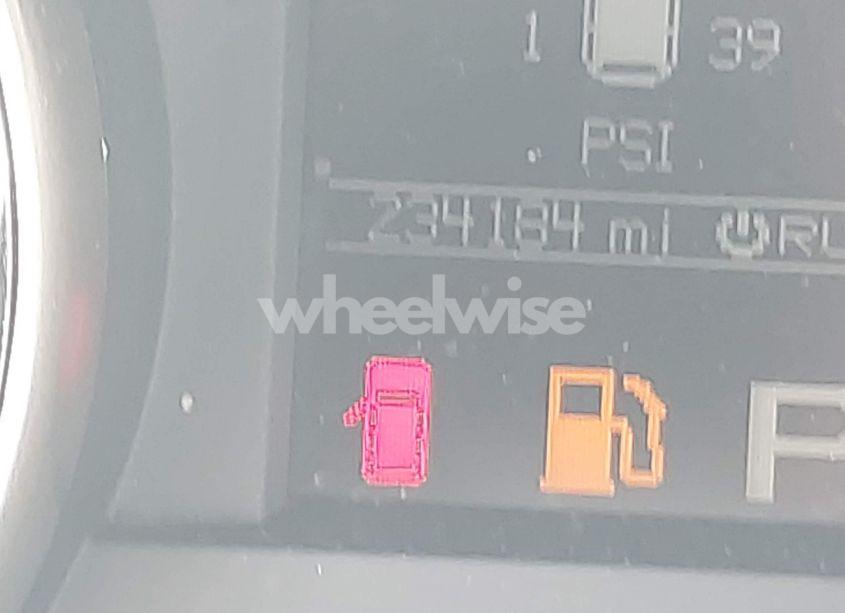 Photo 15 of 2013 Jeep Grand CHEROKEE OVERLAND (VIN 1C4RJECG5DC534481)