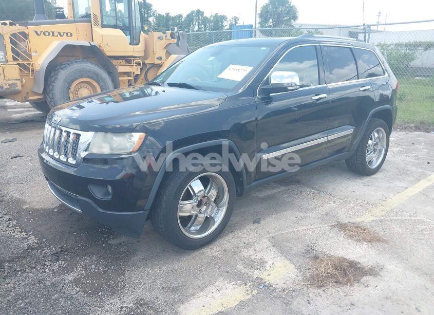 Photo 2 of 2013 Jeep Grand CHEROKEE OVERLAND (VIN 1C4RJECG5DC534481)