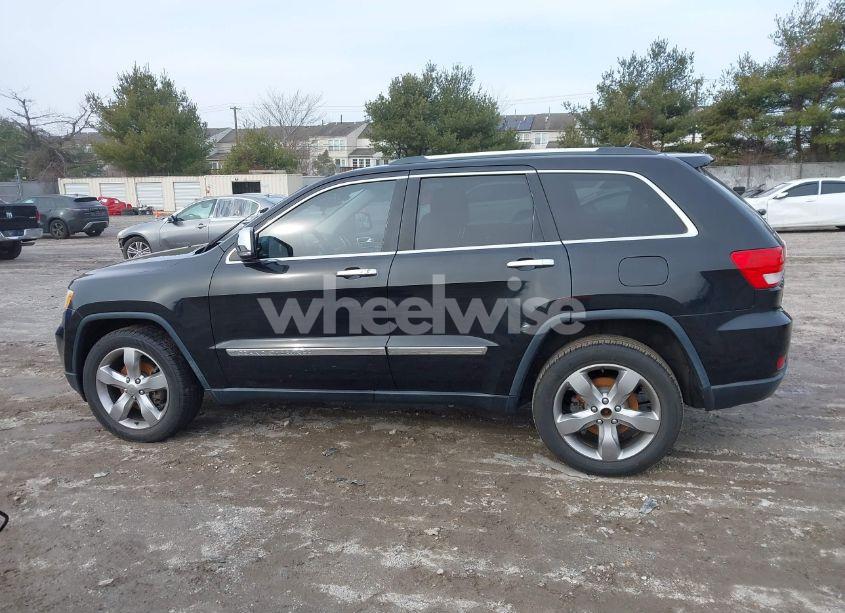 Photo 14 of 2013 Jeep Grand CHEROKEE OVERLAND (VIN 1C4RJECG5DC621149)
