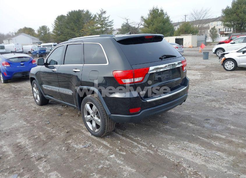 Photo 3 of 2013 Jeep Grand CHEROKEE OVERLAND (VIN 1C4RJECG5DC621149)