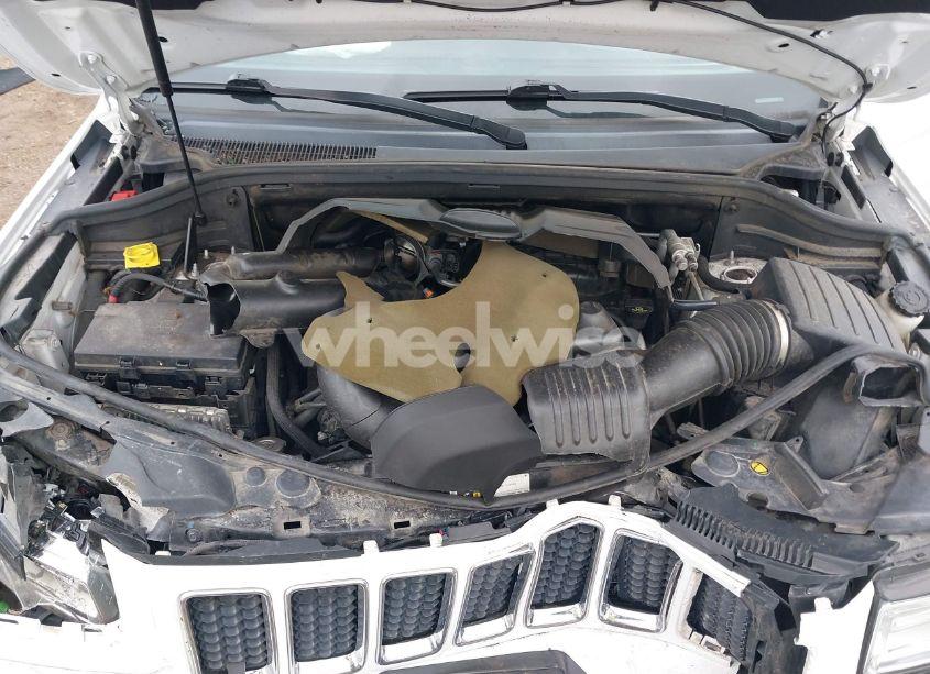 Photo 10 of 2015 Jeep Grand CHEROKEE OVERLAND (VIN 1C4RJECG5FC780093)