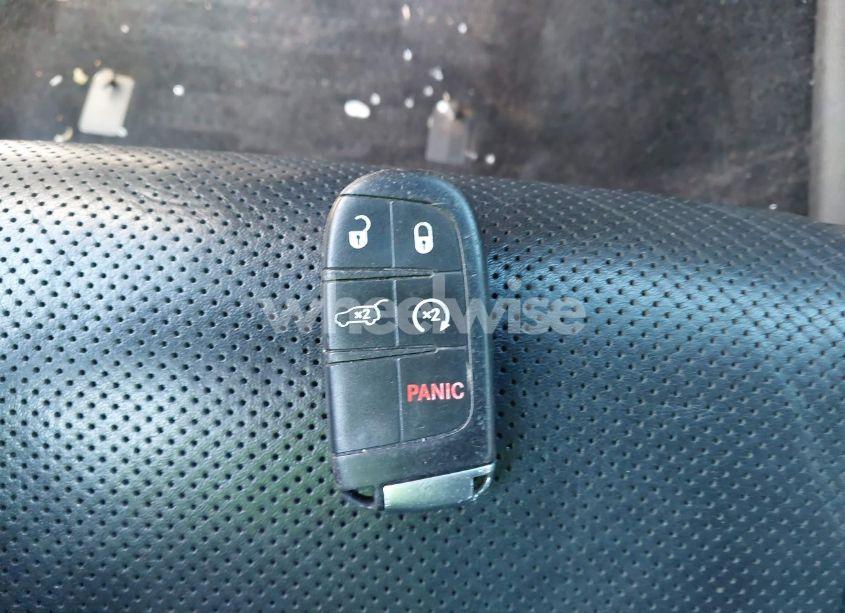 Photo 11 of 2014 Jeep Grand CHEROKEE OVERLAND (VIN 1C4RJECG6EC381014)