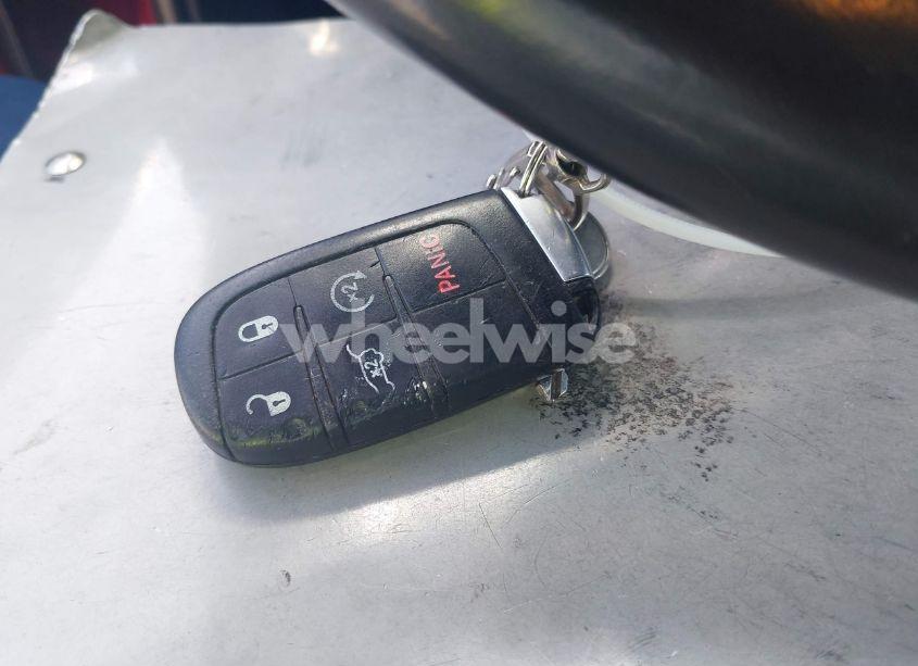 Photo 11 of 2015 Jeep Grand CHEROKEE HIGH ALTITUDE (VIN 1C4RJECG6FC951658)