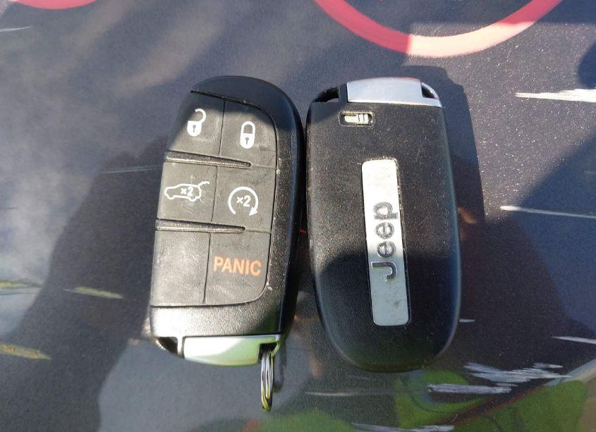 Photo 11 of 2016 Jeep Grand CHEROKEE HIGH ALTITUDE (VIN 1C4RJECG6GC422471)