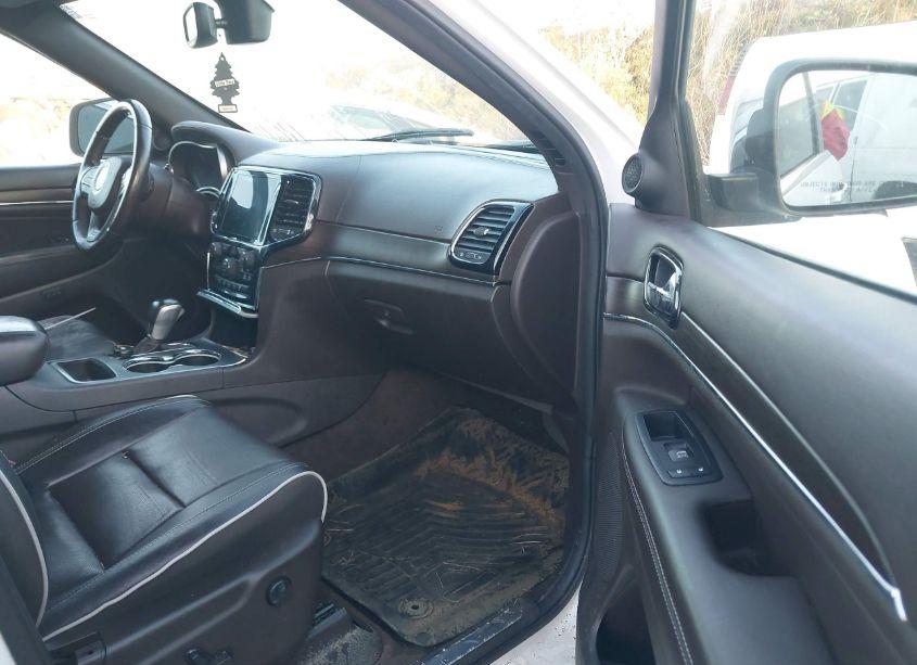 Photo 5 of 2019 Jeep Grand CHEROKEE OVERLAND 4X2 (VIN 1C4RJECG6KC614689)