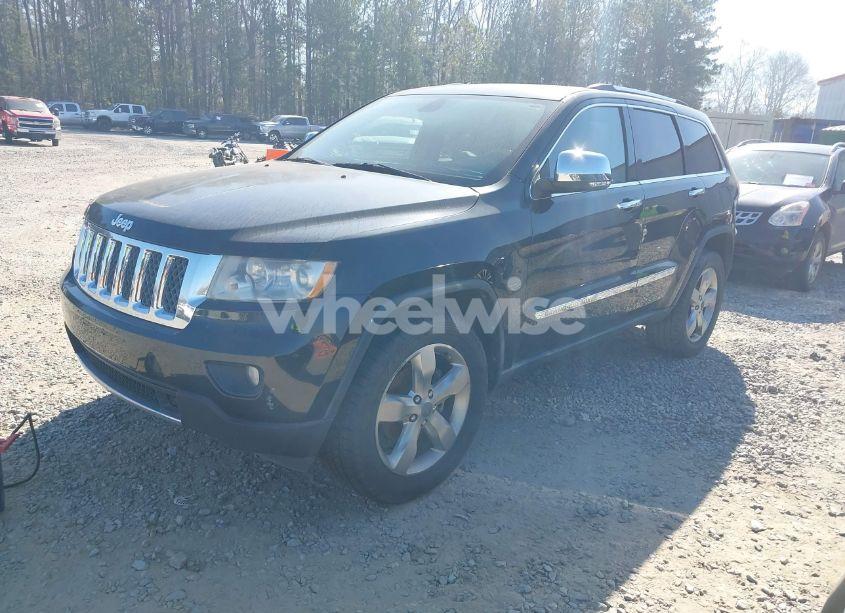 Photo 2 of 2013 Jeep Grand CHEROKEE OVERLAND (VIN 1C4RJECG7DC644822)