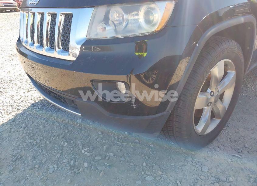 Photo 6 of 2013 Jeep Grand CHEROKEE OVERLAND (VIN 1C4RJECG7DC644822)