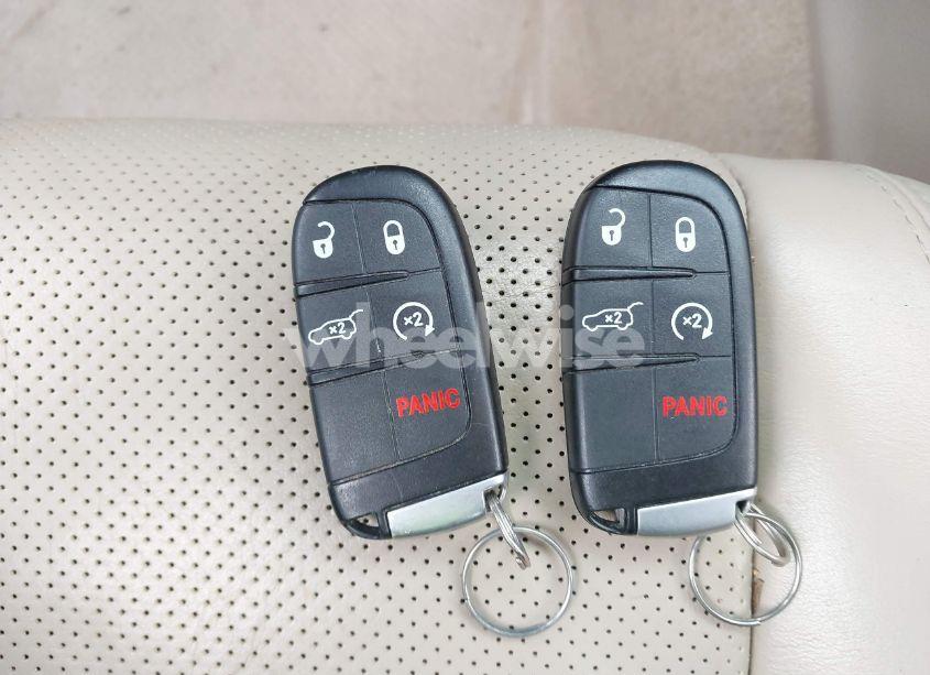 Photo 11 of 2017 Jeep Grand CHEROKEE OVERLAND 4X2 (VIN 1C4RJECG7HC823478)