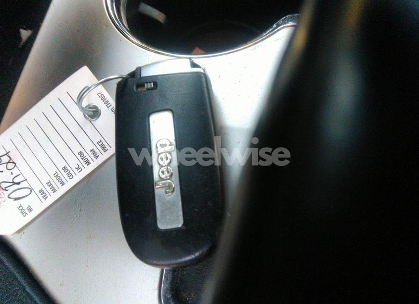 Photo 11 of 2015 Jeep Grand CHEROKEE HIGH ALTITUDE (VIN 1C4RJECG8FC119156)