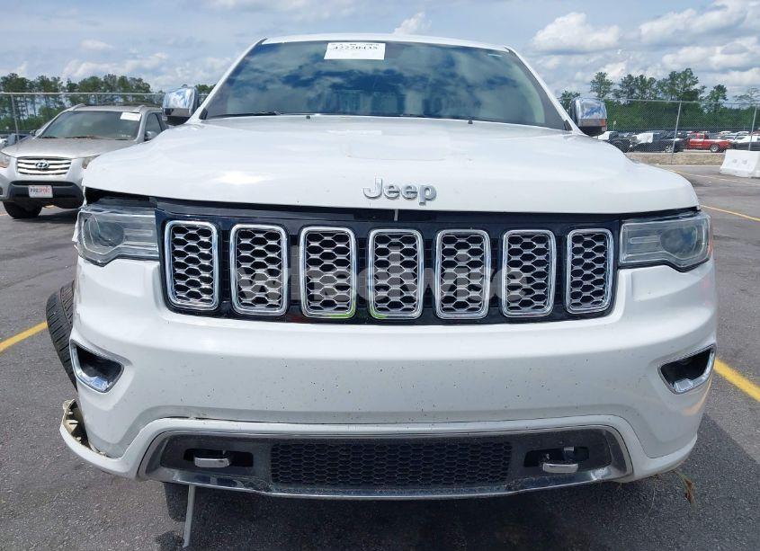 Photo 6 of 2017 Jeep Grand CHEROKEE OVERLAND 4X2 (VIN 1C4RJECG8HC813686)