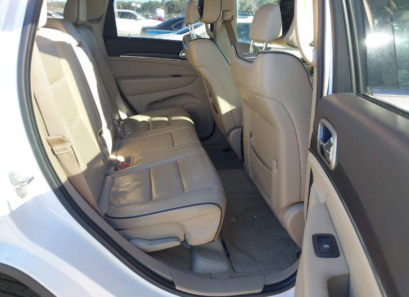 Photo 8 of 2017 Jeep Grand CHEROKEE OVERLAND 4X2 (VIN 1C4RJECG9HC642186)