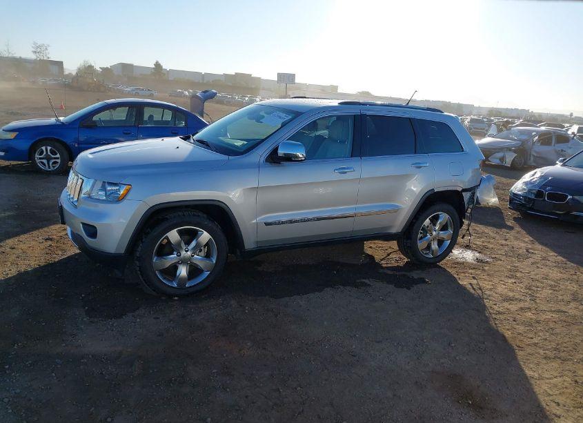 Photo 15 of 2013 Jeep Grand CHEROKEE OVERLAND (VIN 1C4RJECGXDC600538)