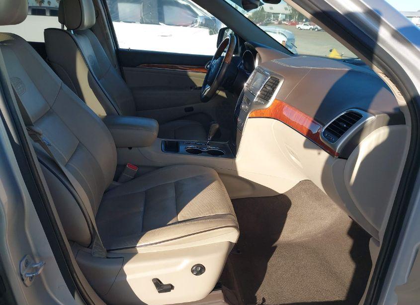 Photo 5 of 2013 Jeep Grand CHEROKEE OVERLAND (VIN 1C4RJECGXDC600538)