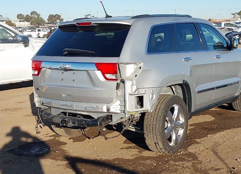 Photo 6 of 2013 Jeep Grand CHEROKEE OVERLAND (VIN 1C4RJECGXDC600538)