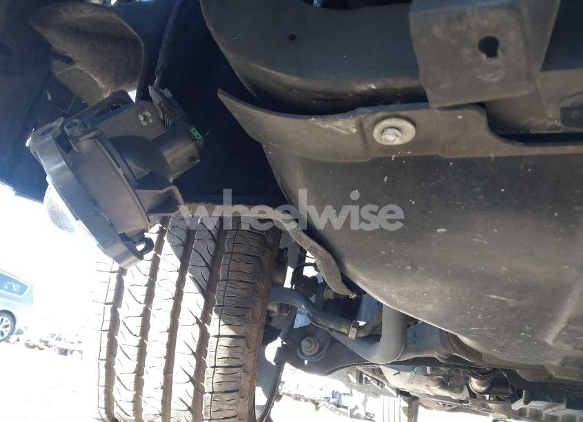 Photo 18 of 2015 Jeep Grand CHEROKEE OVERLAND (VIN 1C4RJECGXFC167063)