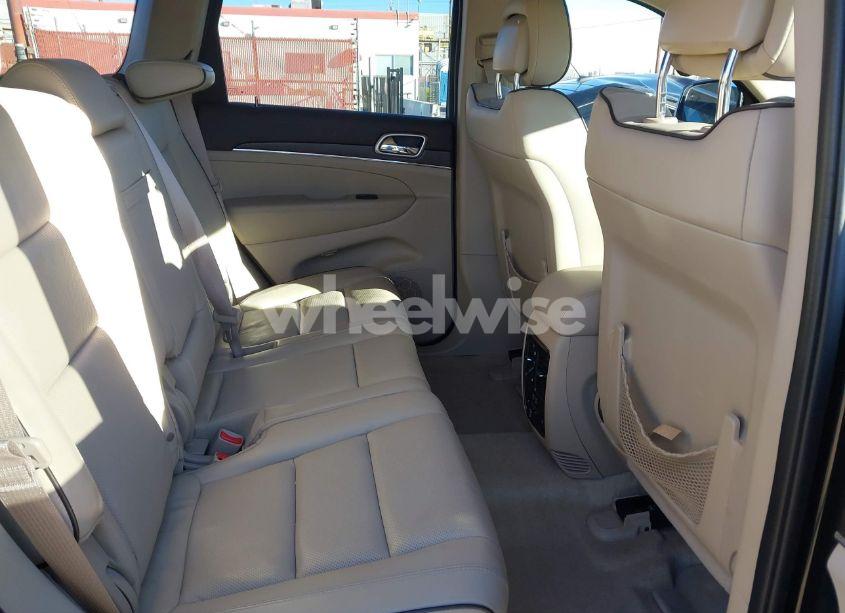 Photo 8 of 2015 Jeep Grand CHEROKEE OVERLAND (VIN 1C4RJECGXFC167063)