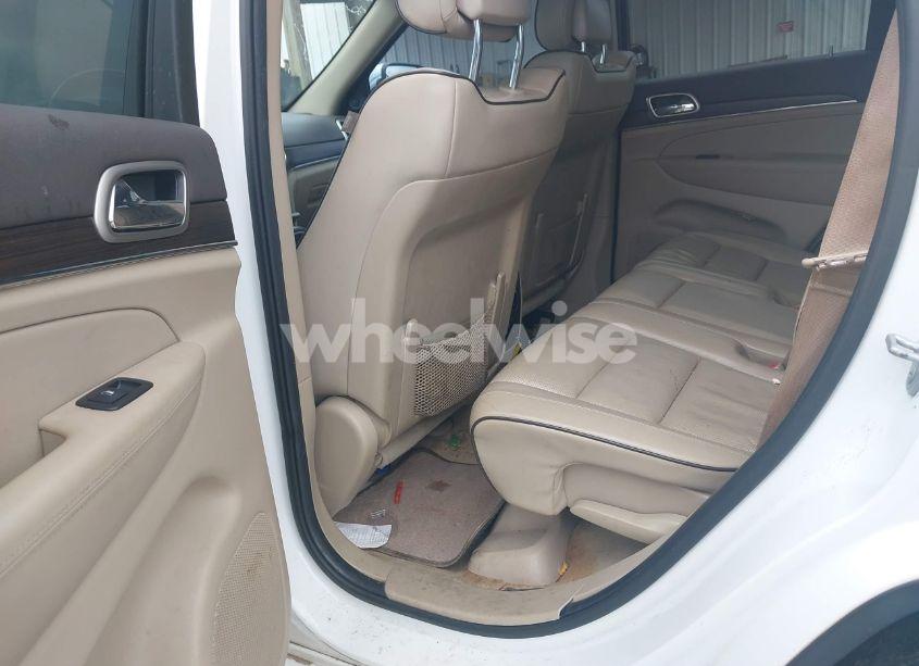 Photo 8 of 2015 Jeep Grand CHEROKEE OVERLAND (VIN 1C4RJECGXFC646728)