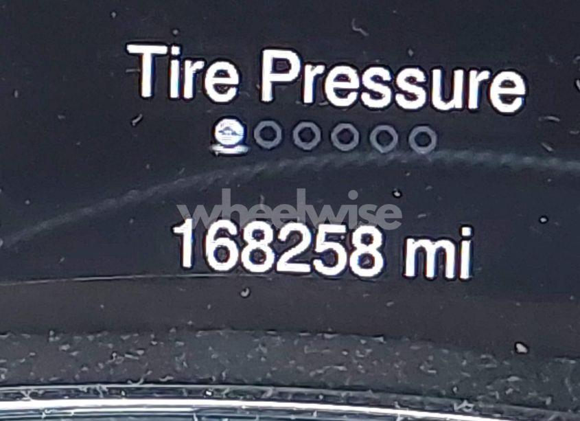 Photo 15 of 2015 Jeep Grand CHEROKEE OVERLAND (VIN 1C4RJECGXFC957530)