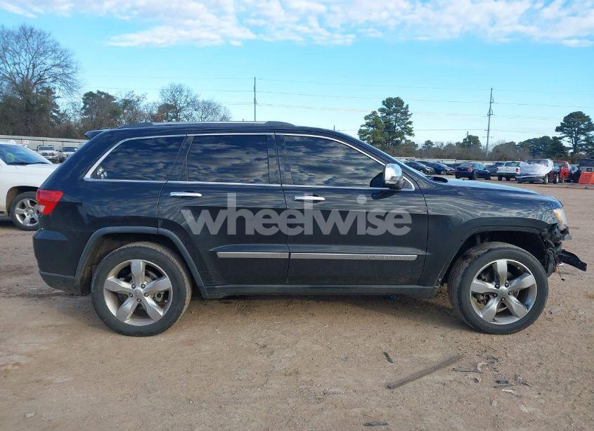 Photo 14 of 2013 Jeep Grand CHEROKEE OVERLAND SUMMIT (VIN 1C4RJECT0DC605650)