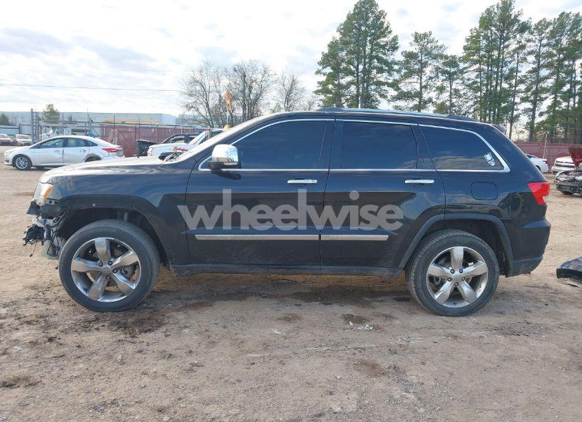 Photo 15 of 2013 Jeep Grand CHEROKEE OVERLAND SUMMIT (VIN 1C4RJECT0DC605650)