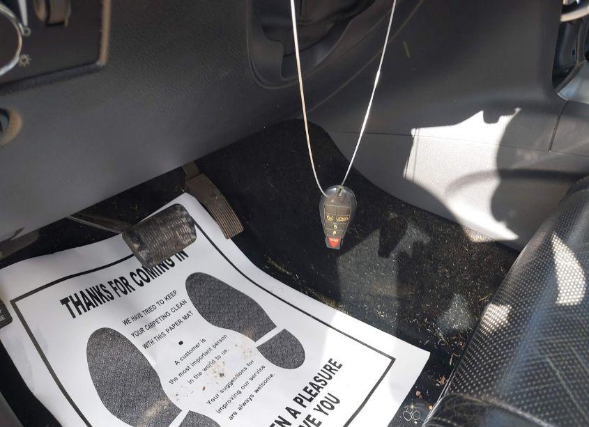 Photo 11 of 2012 Jeep Grand CHEROKEE OVERLAND (VIN 1C4RJECT1CC362932)