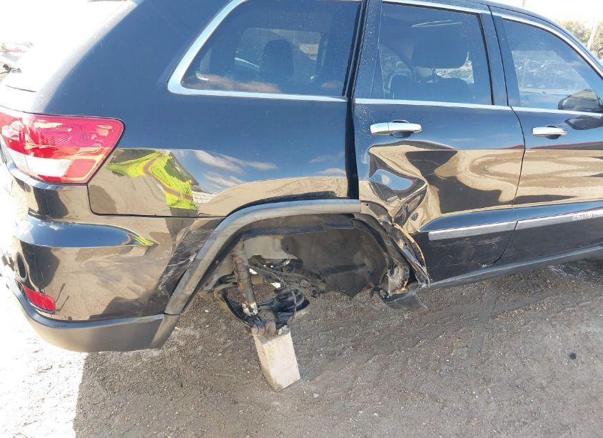 Photo 6 of 2012 Jeep Grand CHEROKEE OVERLAND (VIN 1C4RJECT1CC362932)