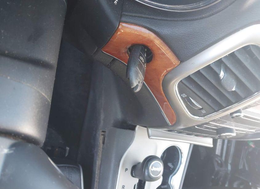 Photo 11 of 2013 Jeep Grand CHEROKEE OVERLAND (VIN 1C4RJECT3DC526523)
