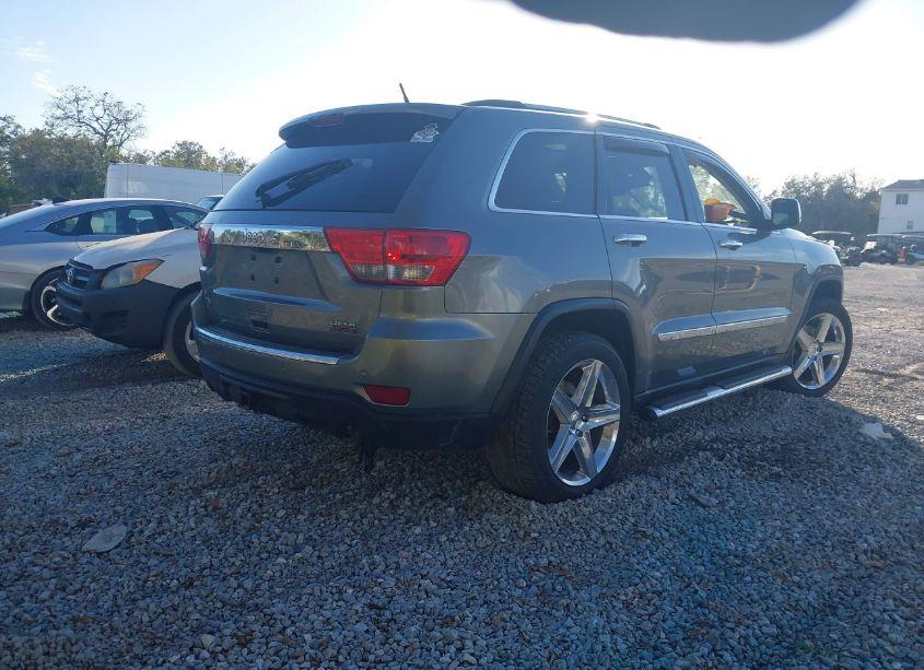Photo 4 of 2013 Jeep Grand CHEROKEE OVERLAND (VIN 1C4RJECT3DC526523)