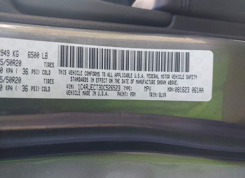 Photo 9 of 2013 Jeep Grand CHEROKEE OVERLAND (VIN 1C4RJECT3DC526523)