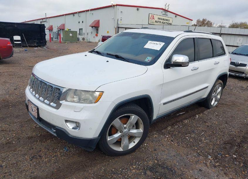 Photo 2 of 2013 Jeep Grand CHEROKEE OVERLAND SUMMIT (VIN 1C4RJECT3DC556539)