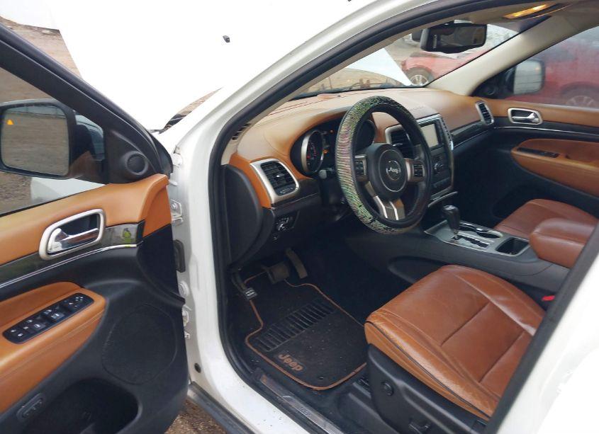 Photo 20 of 2013 Jeep Grand CHEROKEE OVERLAND SUMMIT (VIN 1C4RJECT3DC556539)