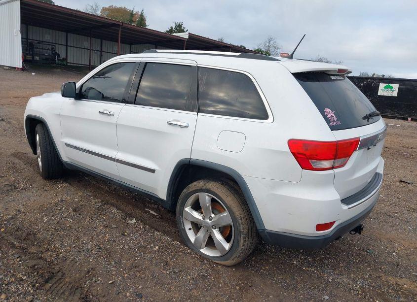 Photo 3 of 2013 Jeep Grand CHEROKEE OVERLAND SUMMIT (VIN 1C4RJECT3DC556539)