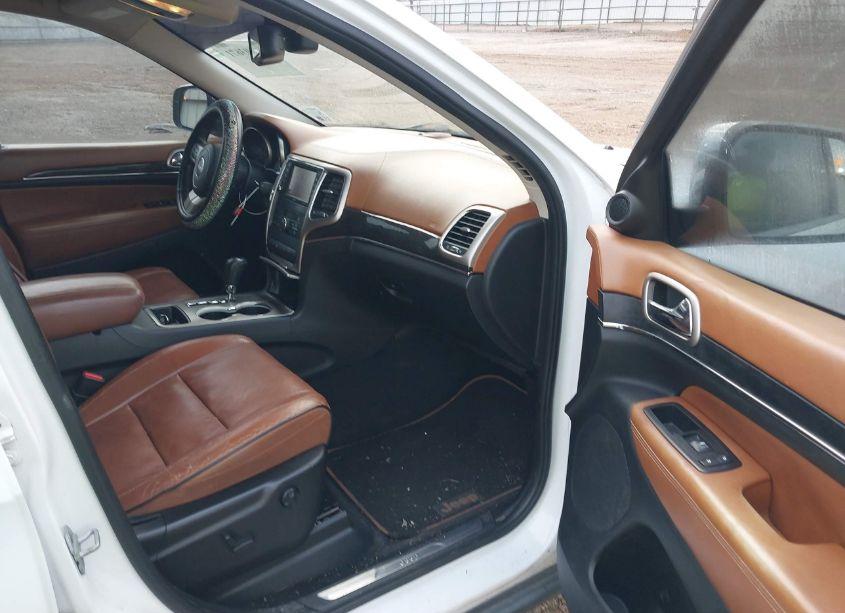 Photo 5 of 2013 Jeep Grand CHEROKEE OVERLAND SUMMIT (VIN 1C4RJECT3DC556539)