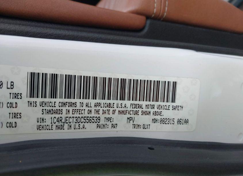 Photo 9 of 2013 Jeep Grand CHEROKEE OVERLAND SUMMIT (VIN 1C4RJECT3DC556539)