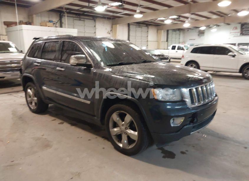 2013 Jeep Grand CHEROKEE OVERLAND (VIN 1C4RJECT4DC588237) main photo