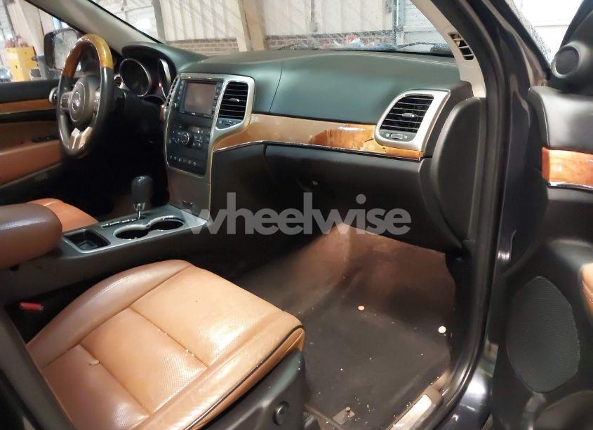 Photo 5 of 2013 Jeep Grand CHEROKEE OVERLAND (VIN 1C4RJECT4DC588237)