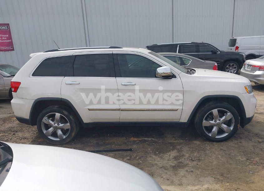 Photo 13 of 2012 Jeep Grand CHEROKEE OVERLAND (VIN 1C4RJECT5CC362349)
