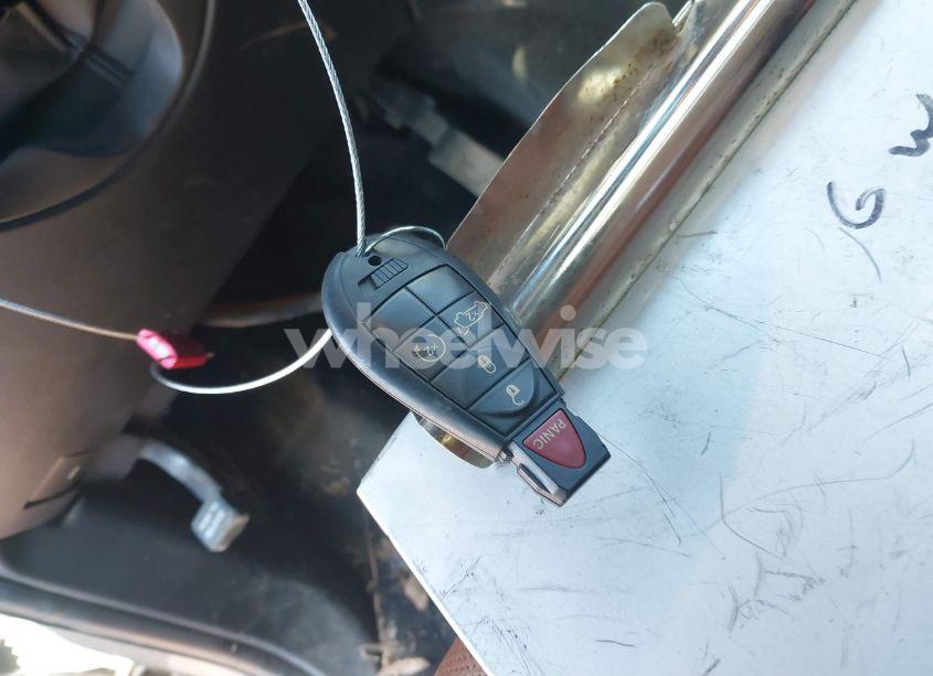 Photo 11 of 2012 Jeep Grand CHEROKEE OVERLAND (VIN 1C4RJECT7CC105614)