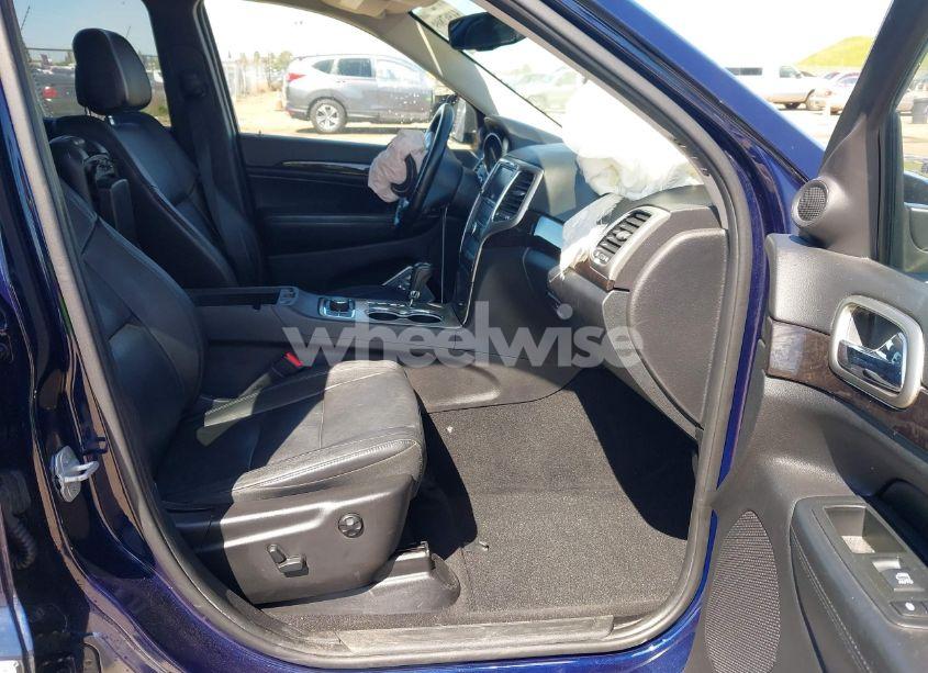 Photo 5 of 2012 Jeep Grand CHEROKEE LAREDO (VIN 1C4RJFAG0CC160255)