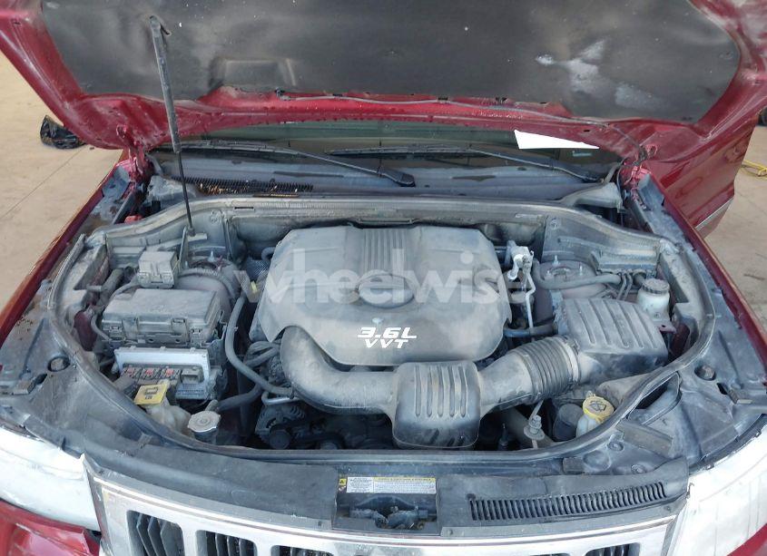 Photo 10 of 2012 Jeep Grand CHEROKEE LAREDO (VIN 1C4RJFAG0CC175080)