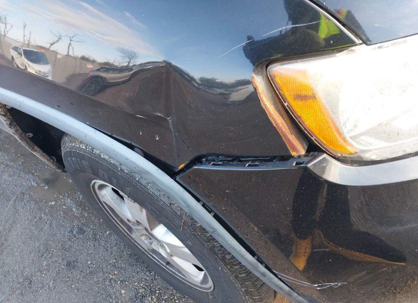 Photo 6 of 2012 Jeep Grand CHEROKEE LAREDO (VIN 1C4RJFAG0CC244723)