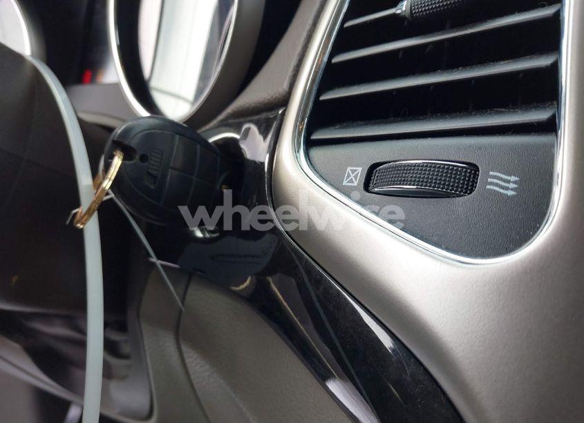 Photo 11 of 2012 Jeep Grand CHEROKEE LAREDO (VIN 1C4RJFAG0CC298958)