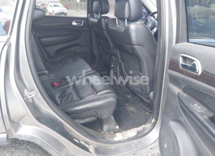 Photo 8 of 2012 Jeep Grand CHEROKEE LAREDO (VIN 1C4RJFAG0CC313524)