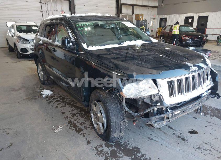 2013 Jeep Grand CHEROKEE LAREDO (VIN 1C4RJFAG0DC501168) main photo
