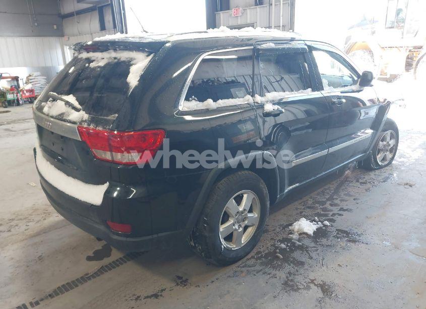 Photo 4 of 2013 Jeep Grand CHEROKEE LAREDO (VIN 1C4RJFAG0DC501168)