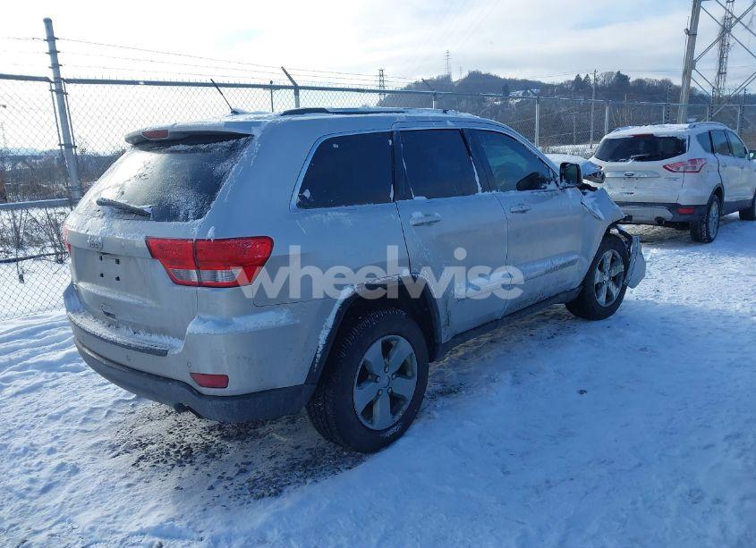 Photo 4 of 2013 Jeep Grand CHEROKEE LAREDO (VIN 1C4RJFAG0DC549611)
