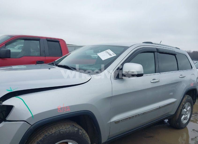 Photo 14 of 2013 Jeep Grand CHEROKEE LAREDO (VIN 1C4RJFAG0DC552959)
