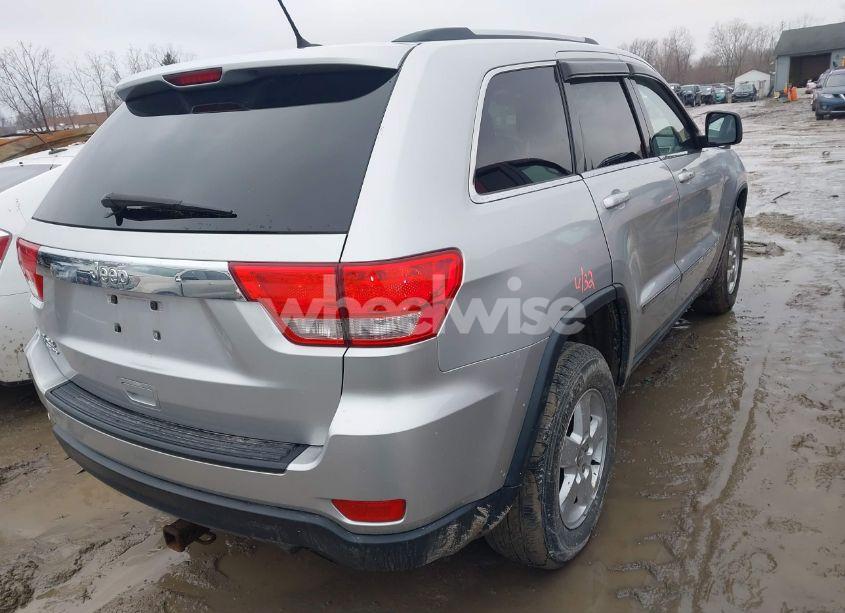 Photo 4 of 2013 Jeep Grand CHEROKEE LAREDO (VIN 1C4RJFAG0DC552959)